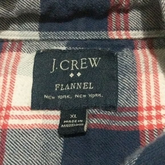 J.Crew Men's Shirt - Picture 7 of 8